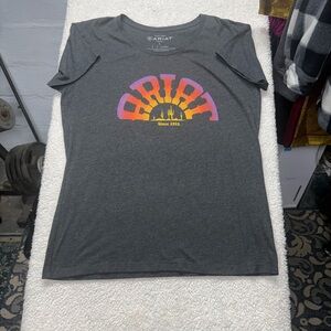 Ariat Women's Charcoal Graphic Tee - Sunset Logo, size Large